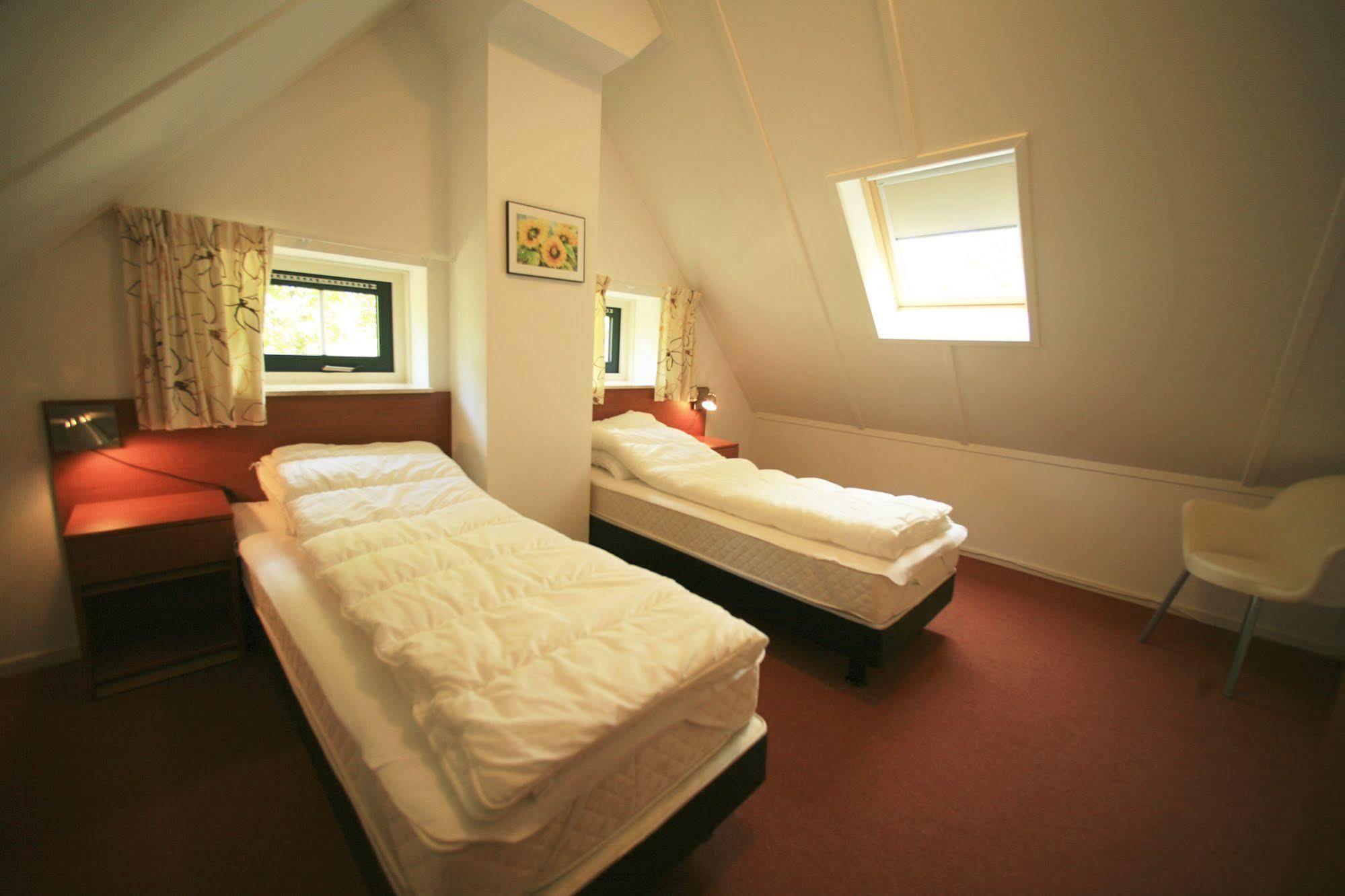 Roompot Landgoed Het Grote Zand Hooghalen Exterior photo