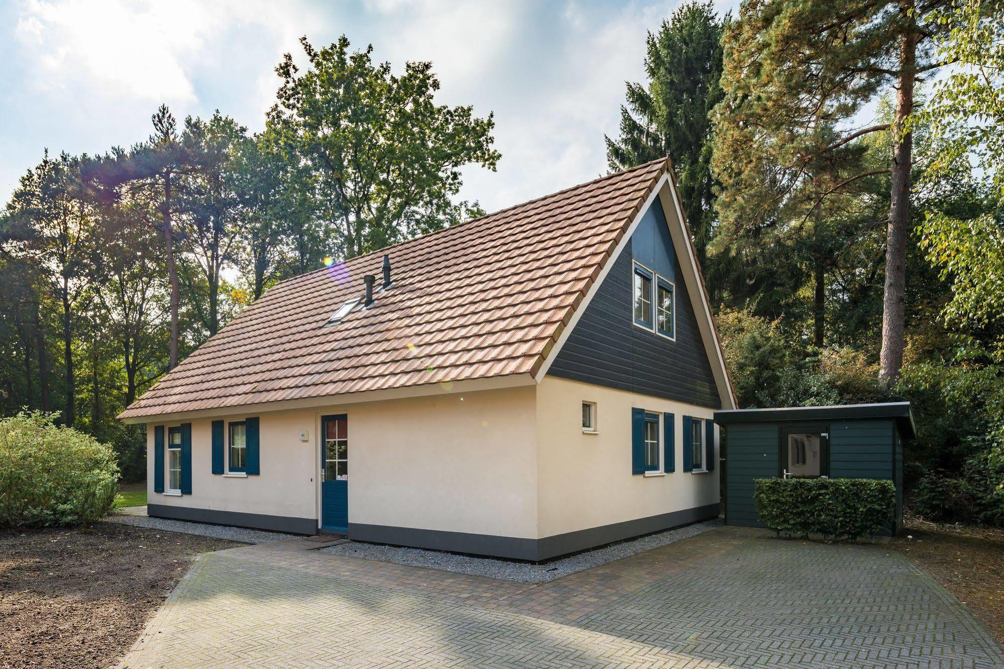 Roompot Landgoed Het Grote Zand Hooghalen Exterior photo