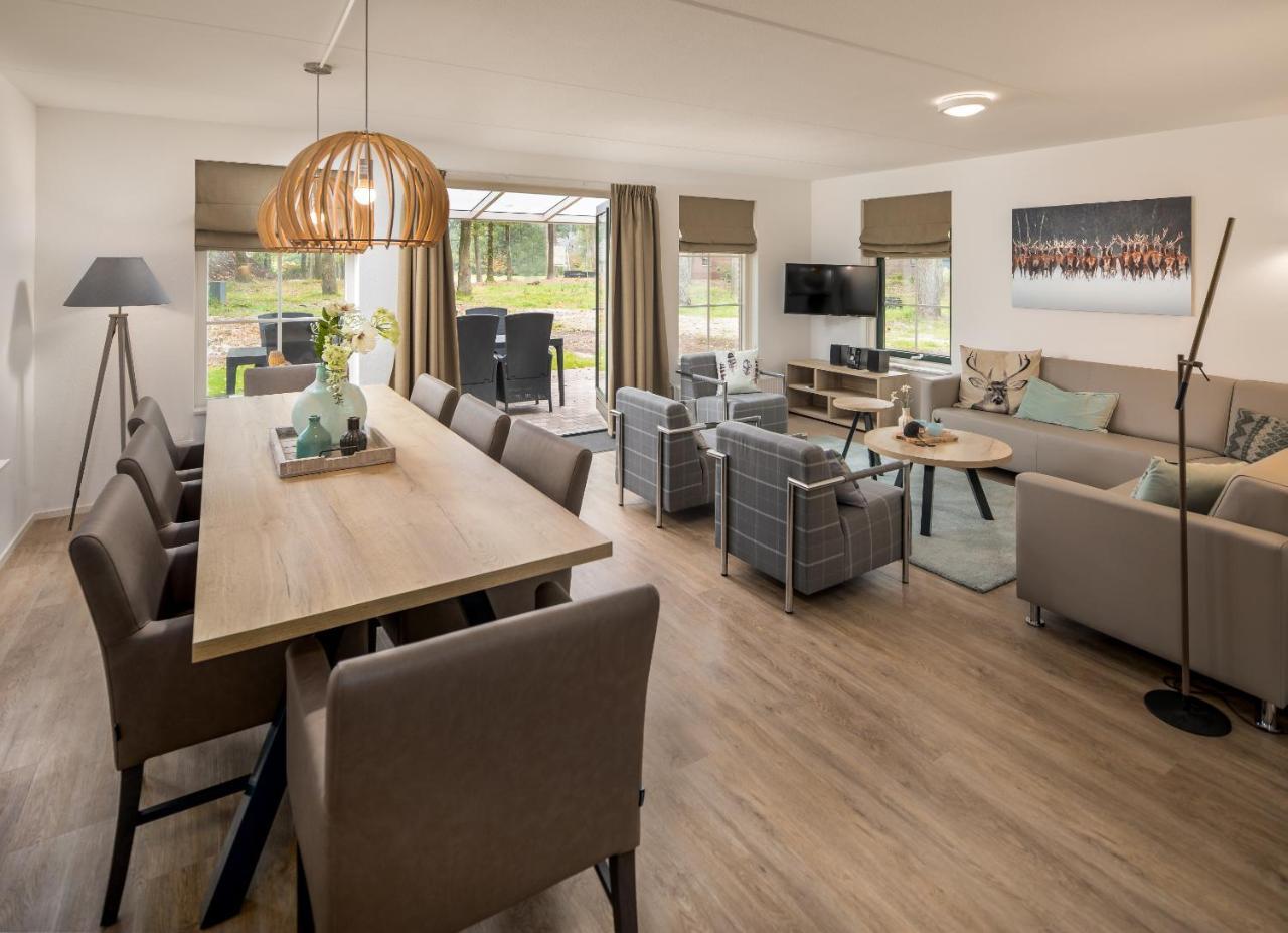 Roompot Landgoed Het Grote Zand Hooghalen Room photo